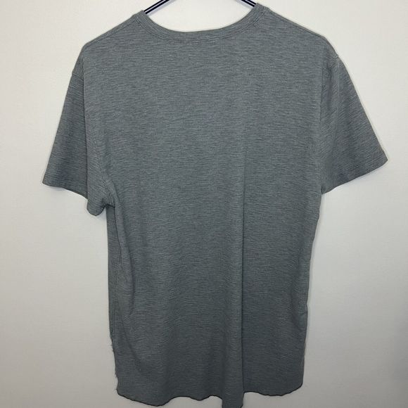 Outpost Maker Henley Mens Large Short Sleeve Gray Cotton W/ Buttons Logo NWOT - Picture 6 of 11